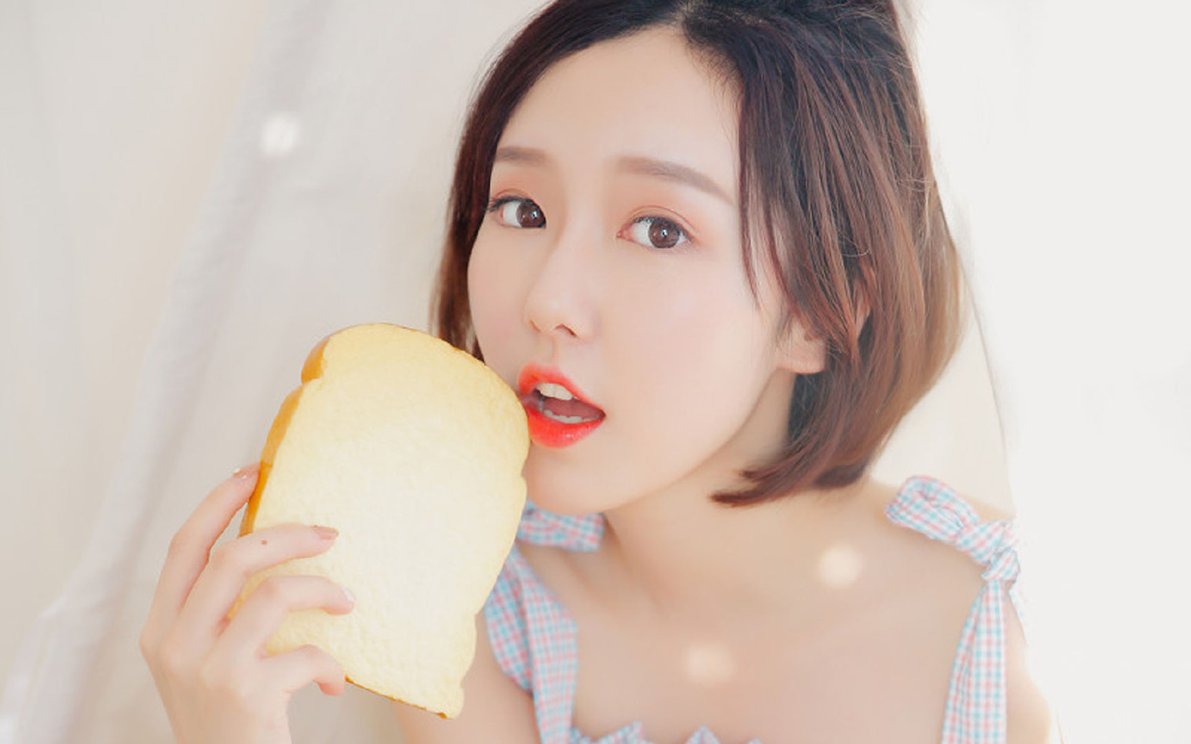 爱游戏体育官方网站-唐纳德·高尔的精确传球和突破速度，让袋鼠队攻防如行云流水，唐纳德高德纳